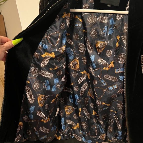 Authentic Givenchy Jacket - Picture 6 of 9